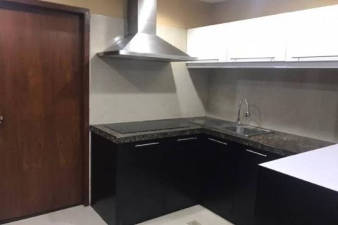 Condominio de 2 dormitorios en Bangkok, Tailandia № 143530 - foto 15
