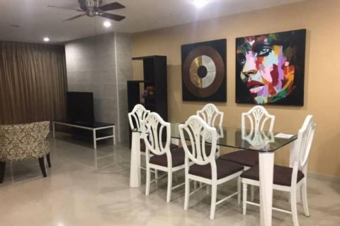 Condominio de 2 dormitorios en Bangkok, Tailandia № 143530 - foto 10