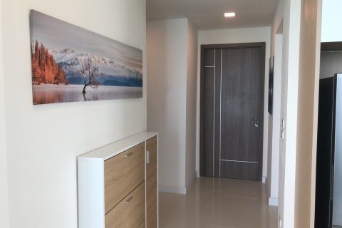 Condominio de 2 dormitorios en Bang Sare, Tailandia № 153771 - foto 14