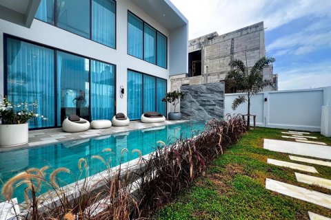 Casa de 3 dormitorios en Bang Sare, Tailandia № 153770 - foto 5
