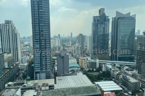 Condominio de 2 dormitorios en Bangkok, Tailandia № 143459 - foto 11