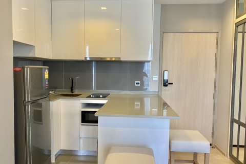 Eigentumswohnung in Bangkok, Thailand, 1 Schlafzimmer № 143456 - Foto 4