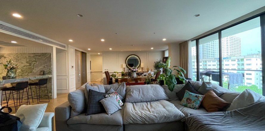 Condominio de 3 dormitorios en Bangkok, Tailandia № 143454