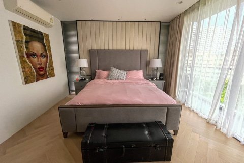 Condominio de 3 dormitorios en Bangkok, Tailandia № 143454 - foto 12