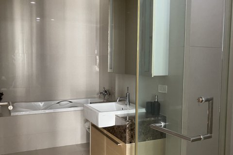 Estudio en el condominio en Watthana, Bangkok, Tailandia № 161332 - foto 3