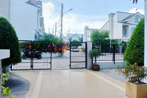 Estudio en Pattaya, Tailandia № 194501 - foto 23