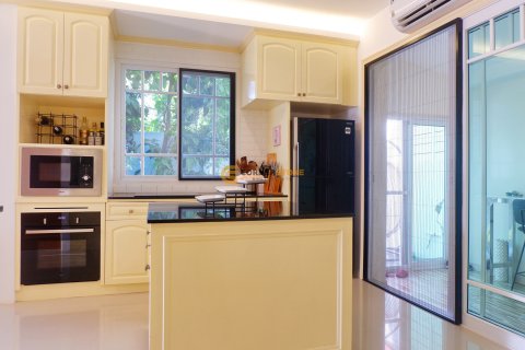 Estudio en Pattaya, Tailandia № 194501 - foto 6