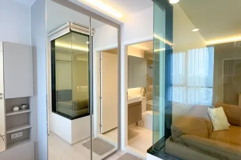 Studio in the Condo in Khlong Toei, Bangkok, Thailand № 156897 - Foto 9