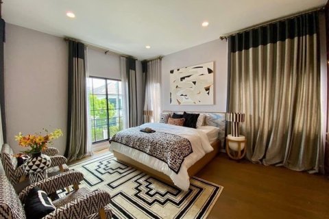 Casa de 4 dormitorios en Bangkok, Tailandia № 173171 - foto 6