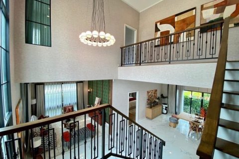Casa de 4 dormitorios en Bangkok, Tailandia № 173171 - foto 18