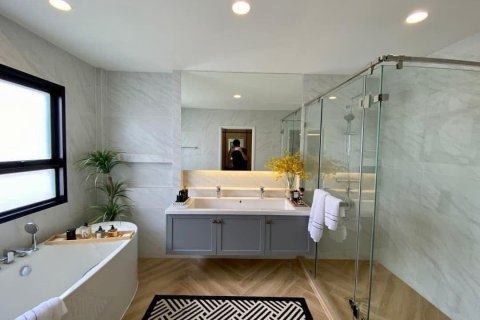 Casa de 4 dormitorios en Bangkok, Tailandia № 173171 - foto 9