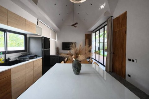 Chalet de 2 dormitorios en Surat Thani, Tailandia № 157830 - foto 2