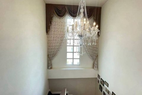 Adosado de 3 dormitorios en Pattaya, Tailandia № 157827 - foto 7