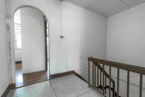 Adosado de 4 dormitorios en Bangkok, Tailandia № 157833 - foto 8