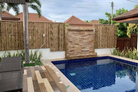 Chalet de 3 dormitorios en Hua Hin, Tailandia № 157829 - foto 7