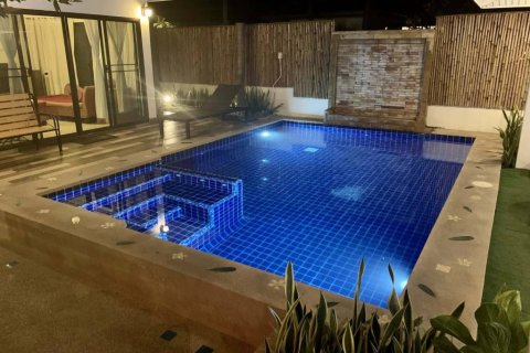 Chalet de 3 dormitorios en Hua Hin, Tailandia № 157829 - foto 3