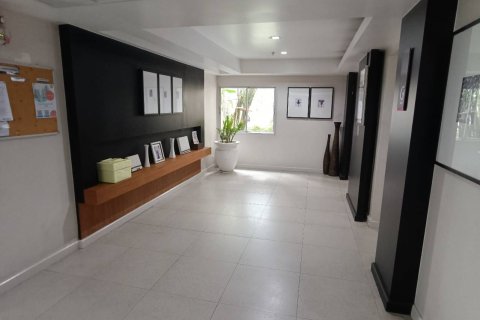 Condominio de 2 dormitorios en Bangkok, Tailandia № 157748 - foto 12