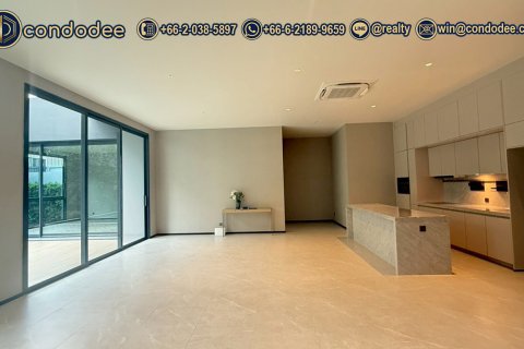 Casa de 5 dormitorios en Bangkok, Tailandia № 149679 - foto 6