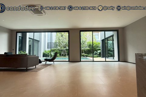 Casa de 5 dormitorios en Bangkok, Tailandia № 149679 - foto 7