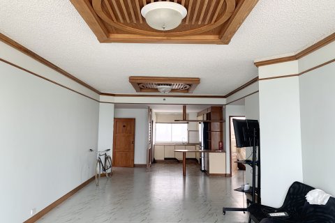 Condominio de 2 dormitorios en Rayong, Tailandia № 170487 - foto 2