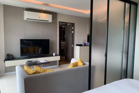 Condo in Phuket, Thailand, 2 bedrooms № 164072 - photo 10
