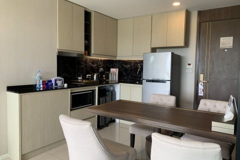 Condo in Phuket, Thailand, 2 bedrooms № 164072 - photo 2
