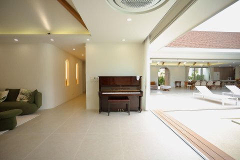 Casa de 5 dormitorios en Phuket, Tailandia № 164075 - foto 23