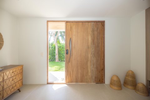 Casa de 5 dormitorios en Phuket, Tailandia № 164075 - foto 9