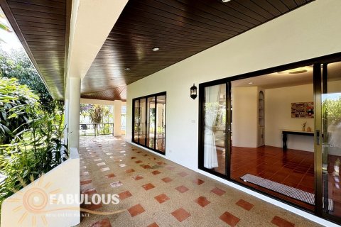 Villa à Pa Klok, Thaïlande 4 chambres № 179389 - photo 8