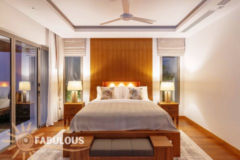 Chalet de 3 dormitorios en Bang Tao, Tailandia № 179387 - foto 4
