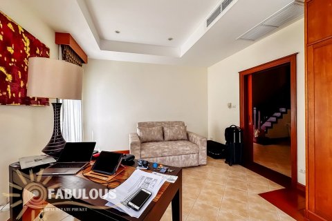 Chalet de 3 dormitorios en Bang Tao, Tailandia № 179388 - foto 10