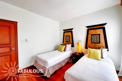 Chalet de 3 dormitorios en Bang Tao, Tailandia № 179388 - foto 14