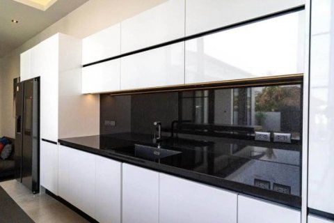 Chalet de 3 dormitorios en Phuket, Tailandia № 135154 - foto 10