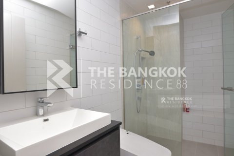 Condominio de 3 dormitorios en Bangkok, Tailandia № 185030 - foto 8