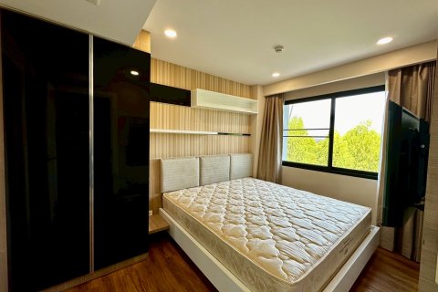 Apartamento de 2 habitaciones en Pattaya, Tailandia № 205819 - foto 9