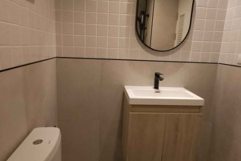 Apartamento de 2 habitaciones en Pattaya, Tailandia № 205815 - foto 11