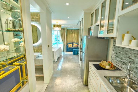 Apartment in Pattaya, Thailand 2 rooms № 205818