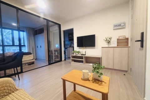 Apartamento de 2 habitaciones en Pattaya, Tailandia № 205816 - foto 3