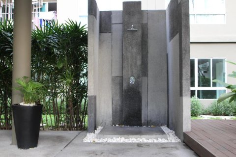 Apartamento de 2 habitaciones en Pattaya, Tailandia № 205816 - foto 18