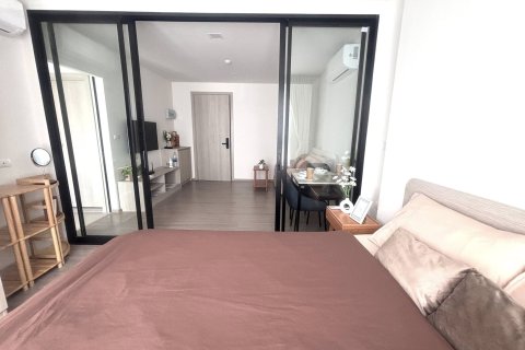 Apartamento de 2 habitaciones en Pattaya, Tailandia № 205816 - foto 4