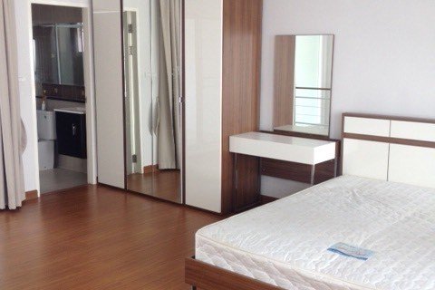 Adosado de 3 dormitorios en Sathon, Bangkok, Tailandia № 144039 - foto 3