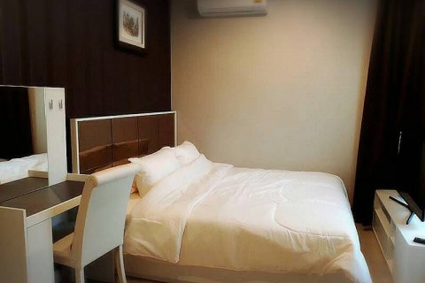 Condominio de 3 dormitorios en Bangkok, Tailandia № 144036 - foto 11