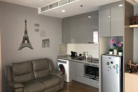 Studio in the Condo in Ratchathewi, Bangkok, Thailand № 170904