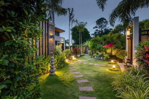 Chalet de 3 dormitorios en Phuket, Tailandia № 134676 - foto 6