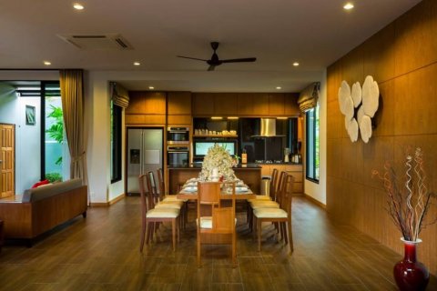 Chalet de 3 dormitorios en Phuket, Tailandia № 134676 - foto 2