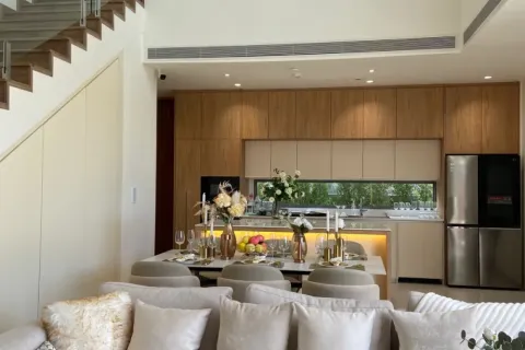 Chalet de 3 dormitorios en Phuket, Tailandia № 209932 - foto 2