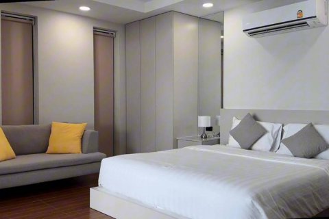 Chalet de 3 dormitorios en Phuket, Tailandia № 116368 - foto 9