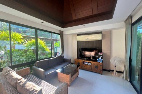 Chalet de 3 dormitorios en Pran Buri, Tailandia № 116372 - foto 2