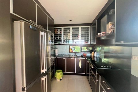 Chalet de 3 dormitorios en Pran Buri, Tailandia № 116372 - foto 4