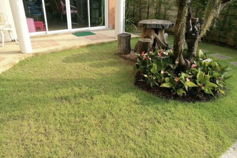 Casa de 3 dormitorios en Hua Hin, Tailandia № 170989 - foto 2